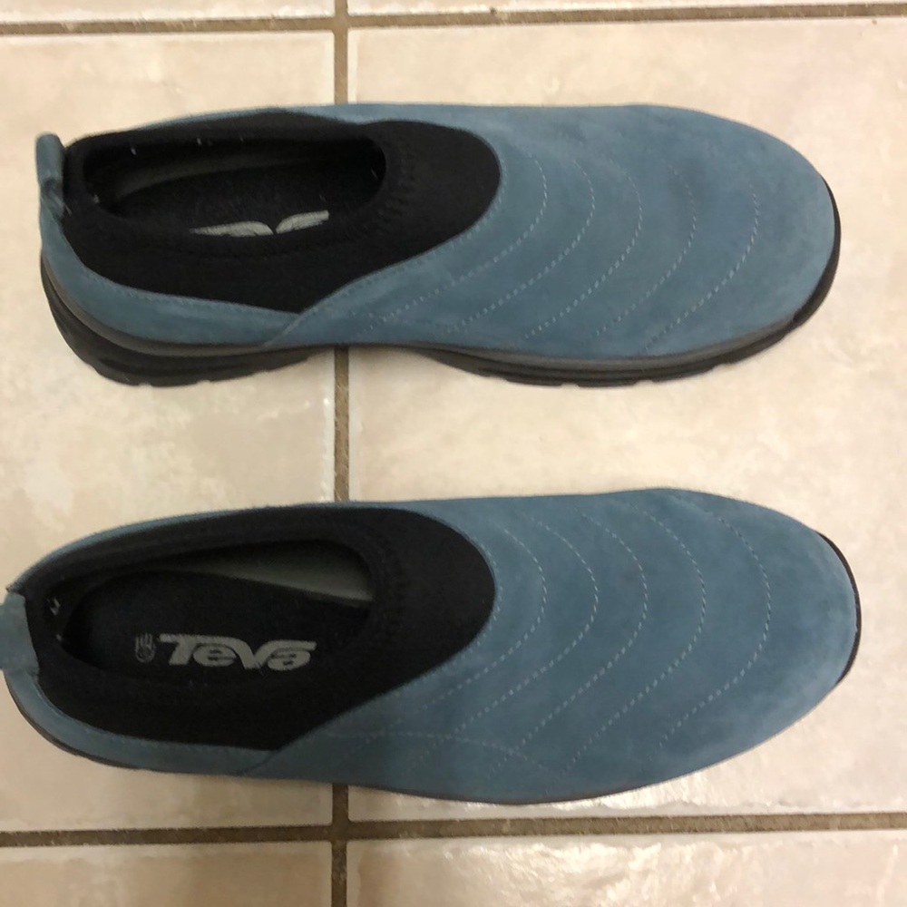 Boots Teva 8.5